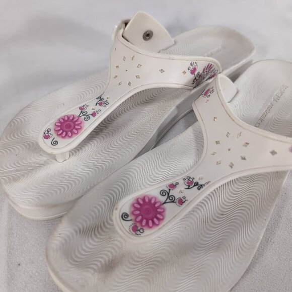 Grendene Ipanema Womens 9 38 White Floral Sandals Flip Flops Thong Pink Anatomic - Picture 3 of 12